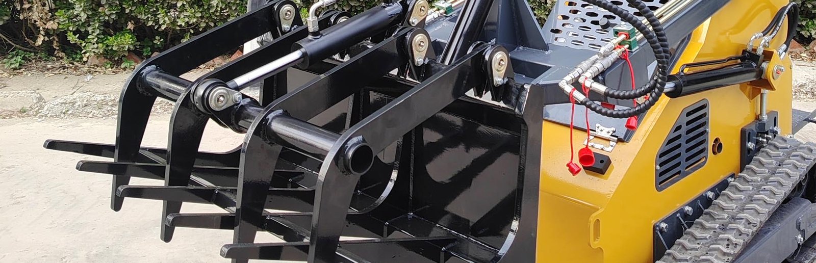 BUP® Professional Mini Loader Attachments and Skid Steer Tools Catalog